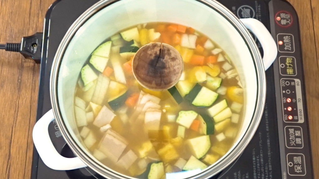 コストコのベジタブルストックを使った夏野菜スープ