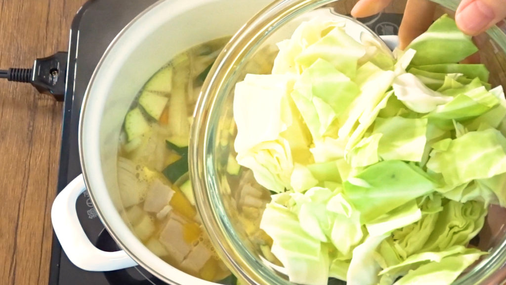 コストコのベジタブルストックを使った夏野菜スープ