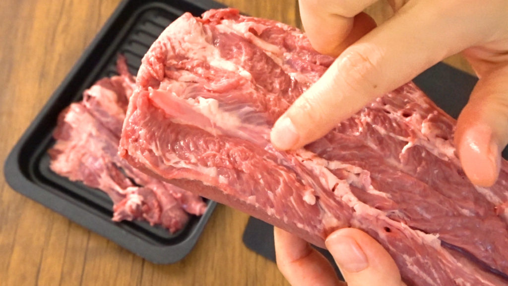 コストコの牛タン丸ごと1本は迫力満点 好きな厚さにカットして好きな料理で食べられます Tasty Time