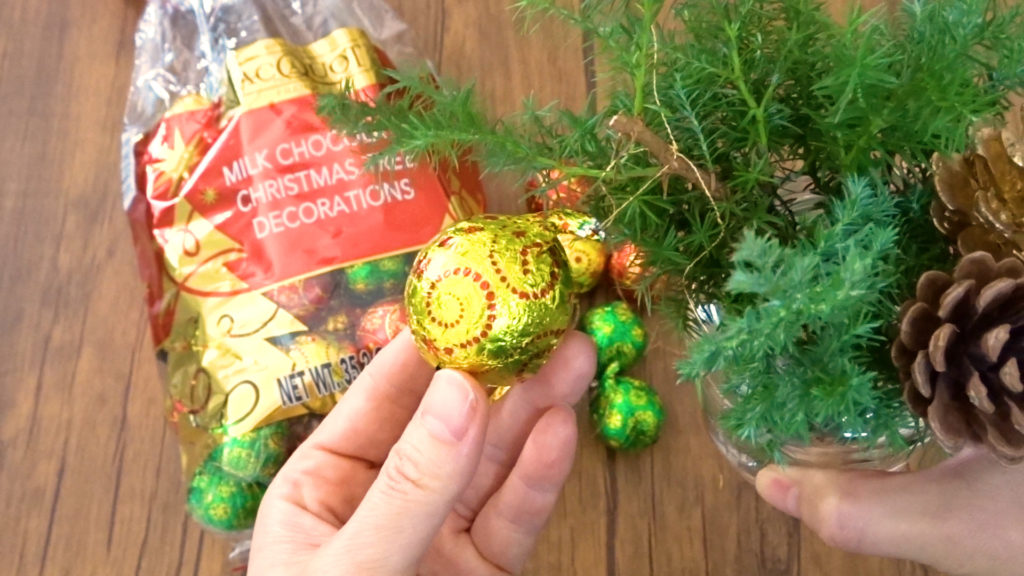 コストコのクリスマスツリーに飾れるチョコレートのオーナメント Tasty Time