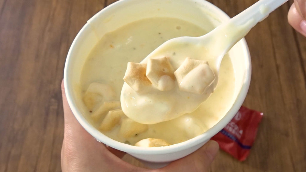 コストコフードコートのクラムチャウダーはあさりも野菜もゴロゴロ入った旨味たっぷり濃厚スープ Tasty Time