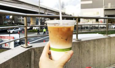 コストコフードコートのアイスカフェラテはコーヒーの味がしっかり楽しめるコーヒー好きも満足な飲み心地