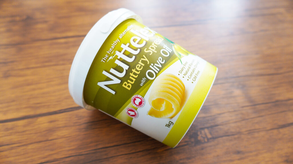Nuttelex バター風味オリーブオイルスプレッド