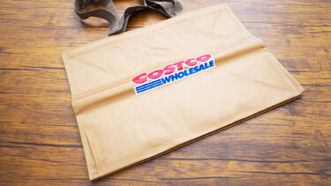 コストコのショッピングバッグは厚手素材で丈夫なのでBBQやキャンプでも大活躍する優れもの！