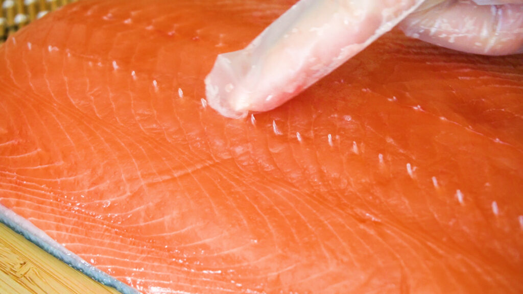 コストコの北海道産 天然生秋鮭（白鮭）半身