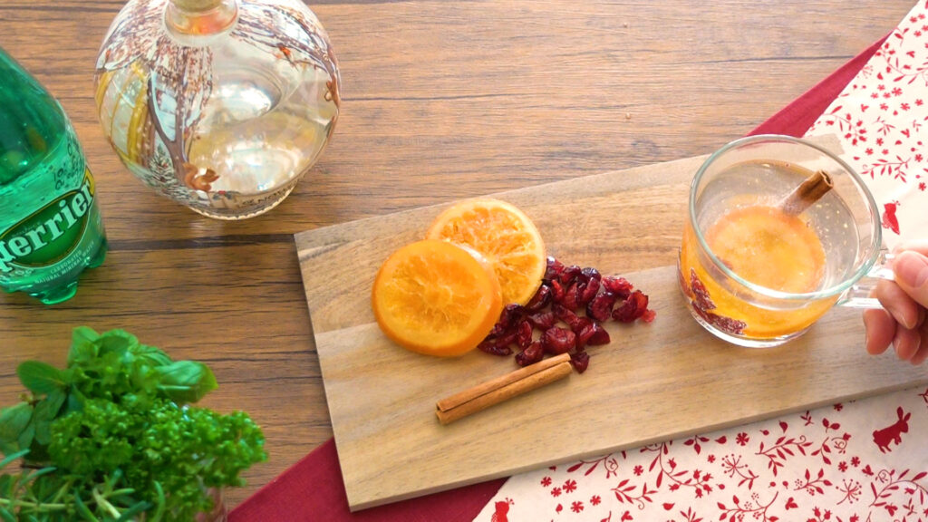 コストコのGravity Drinks ジン リキュール スノードーム オレンジ＆ジンジャーブレッド