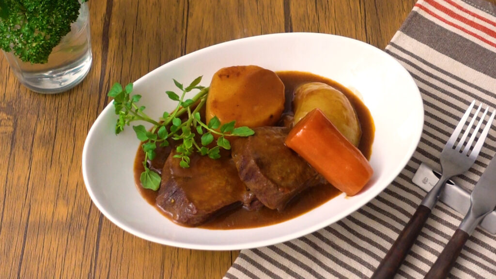 コストコの牛タン丸ごと1本は牛タンシチューや焼肉にぴったりなブロック肉│TASTY TIME 夫婦ふたり暮らしのごはんとキッチン時間