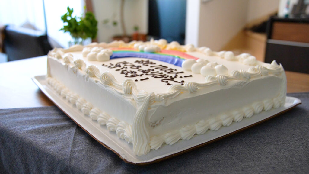コストコのKirkland Signature ハーフシートホワイトケーキ