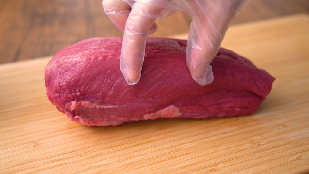 コストコの牛タン丸ごと1本は牛タンシチューや焼肉にぴったりなブロック肉│TASTY TIME 夫婦ふたり暮らしのごはんとキッチン時間