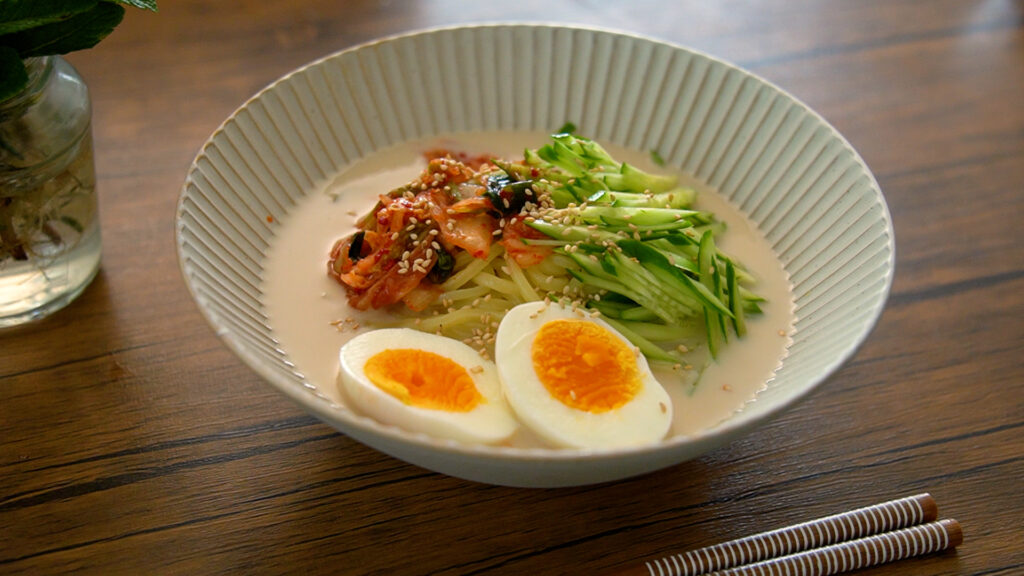 コストコのプルムウォン　韓国コングクス（冷豆麺）